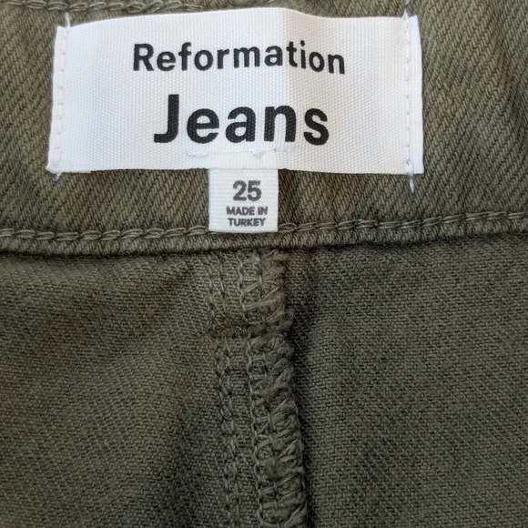 Reformation • Maggi Cargo Skirt - Picture 6 of 8